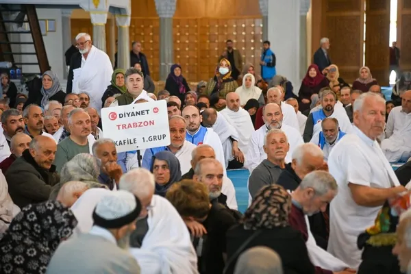 trabzondan-950-haci-adayi-dualarla-ugurlandi-1777288717239.jpg