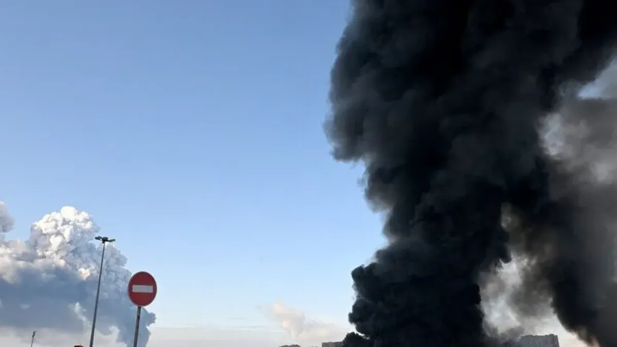 Rusya’daki sanayi bölgesinde İHA saldırısı sonucu yangın çıktı
