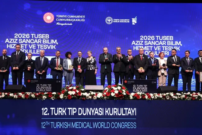 bakan-memisoglundan-girisimcilere-onemli-cagri-hedefimiz-saglikta-tam-bagimsiz-turkiye-1793469766023.jpg