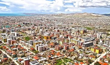 Van’da akılalmaz olay! Hastaneye gitmek için izin aldılar, bayramlaşmaya gittiler...