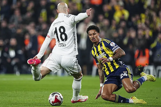 fenerbahcede-oosterwoldeye-italyan-kancasi-1777873394382.jpg