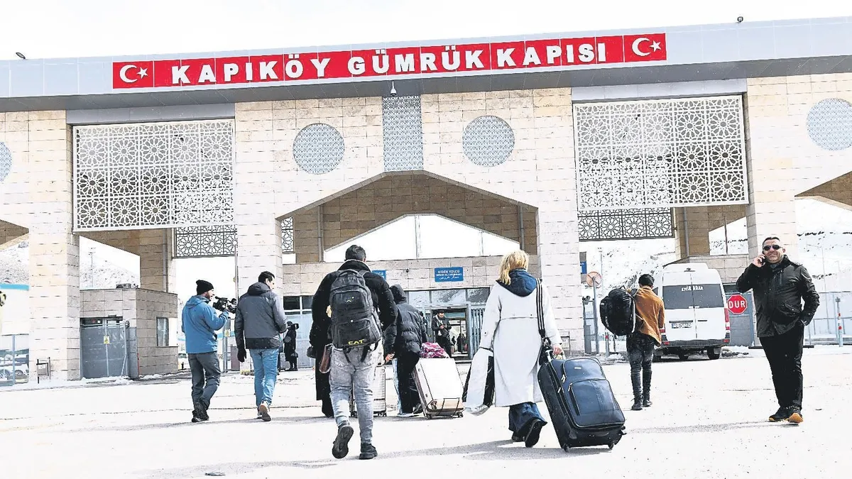 Sınırda geçişler kontrollü sürüyor