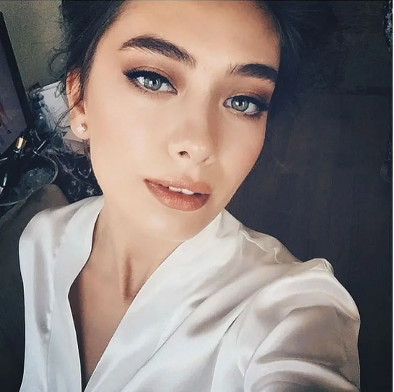 Neslihan Atagül ve Kadir Doğulu'ya nazar değdi - FotoHaber ...