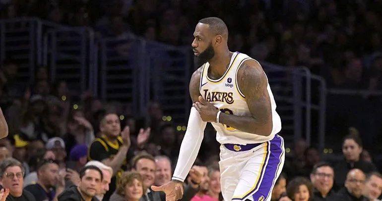 Lakers, 150 sayı attığı maçta Pacers’ı yıktı
