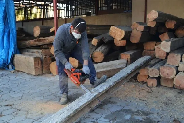 Tarihi evlerden yaptı, 40 ülkeye sattı
