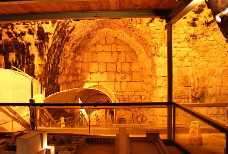 İsrail’in Mescid-i Aksa’daki yeraltı tüneli