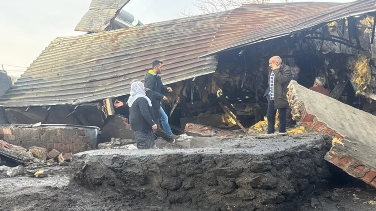 SON DAKİKA: Diyarbakır’da peynir tesisinde patlama; 2’si ağır, 6 yaralı SON DAKİKA: Diyarbakır’da peynir tesisinde patlama; 2’si ağır, 6 yaralı