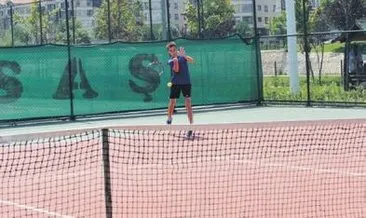 Tenisin kalbi Bursa’da attı