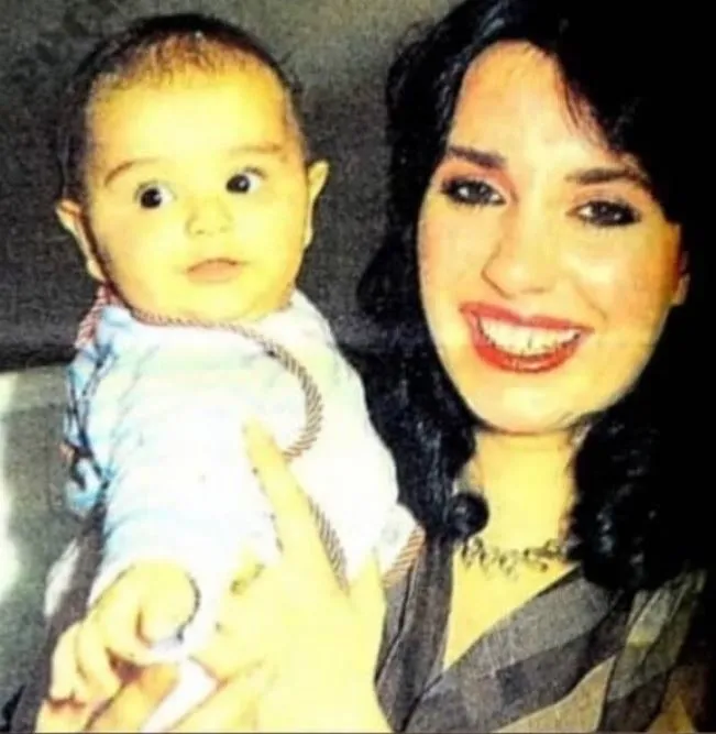 Perihan Savaş ile İbrahim Tatlıses’in kızı Melek Zübeyde eşi ve çocuklarıyla hayalini gerçekleştirdi! Çocuklarımla, çocukluk hayalimde