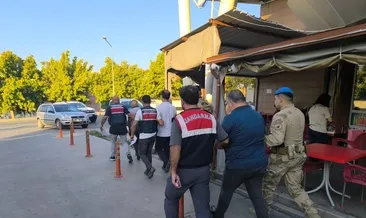İzmir’de FETÖ operasyonu! 21 gözaltı