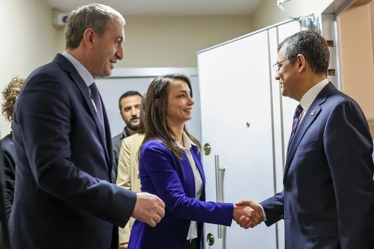 CHP ve DEM yol ayrımında: Ya siyaset ya terör! 2 CHP ve DEM yol ayrımında: Ya siyaset ya terör!