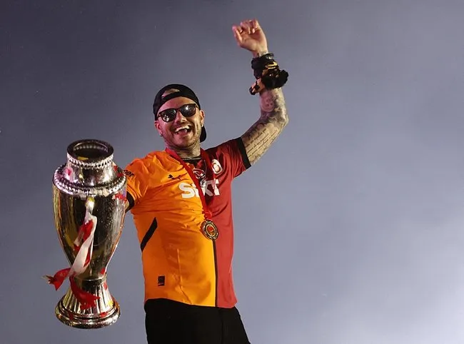 fernando-musleradan-flas-itiraftlar-icardi-ve-super-kupa-sozleri-1749921862785.jpg