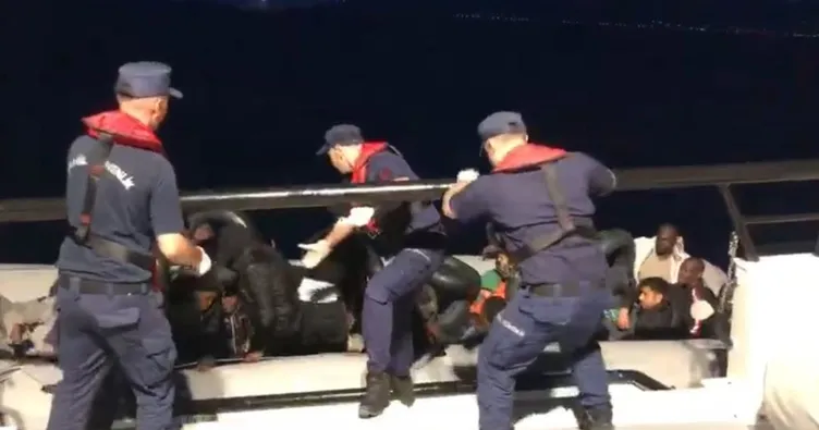İzmir açıklarında operasyon: 66 düzensiz göçmen yakalandı!