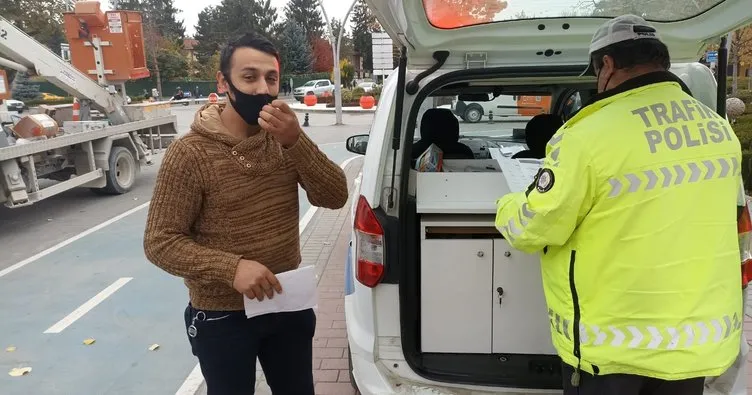 Kendisine trafik cezası yazdırdı