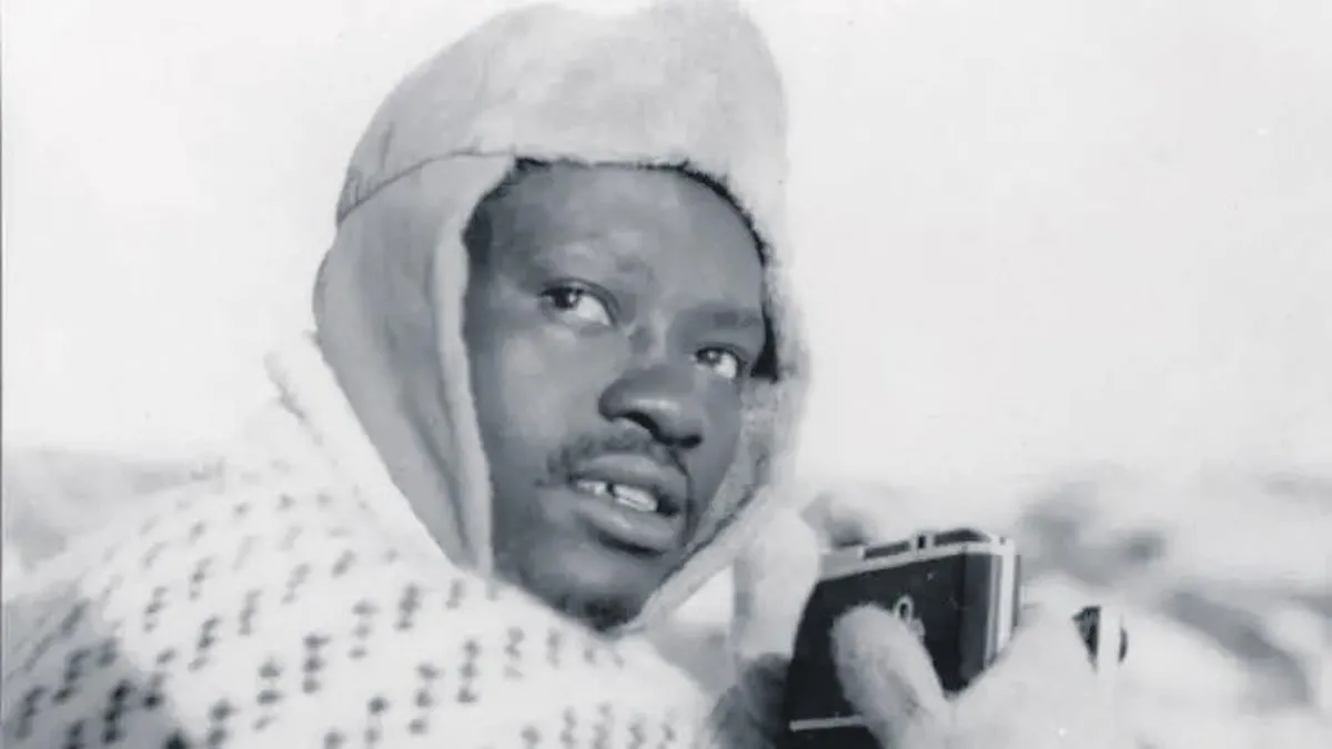 Yılanlardan korkan Afrikalı, Grönland’a kaçtı Yılanlardan korkan Afrikalı, Grönland’a kaçtı