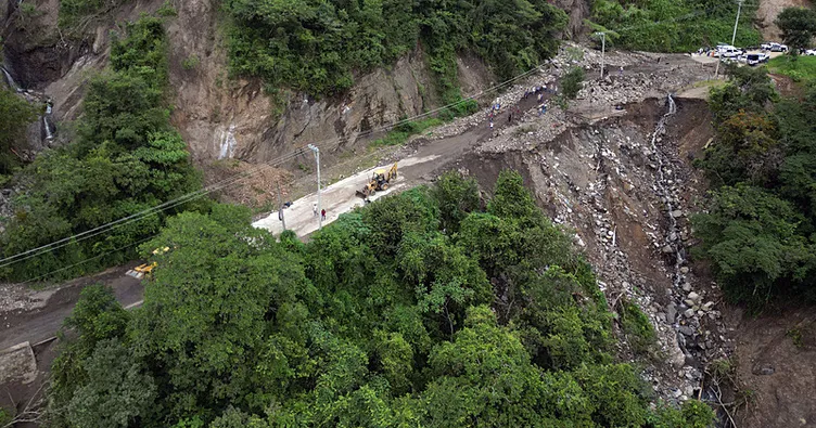 Şiddetli yağışlar Meksika’yı sarstı: Sel faciasında bilanço ağırlaşıyor