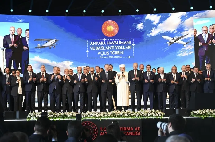 baskan-erdogan-2026-turkiye-icin-zirveler-yili-oldu-1781525784527.jpg