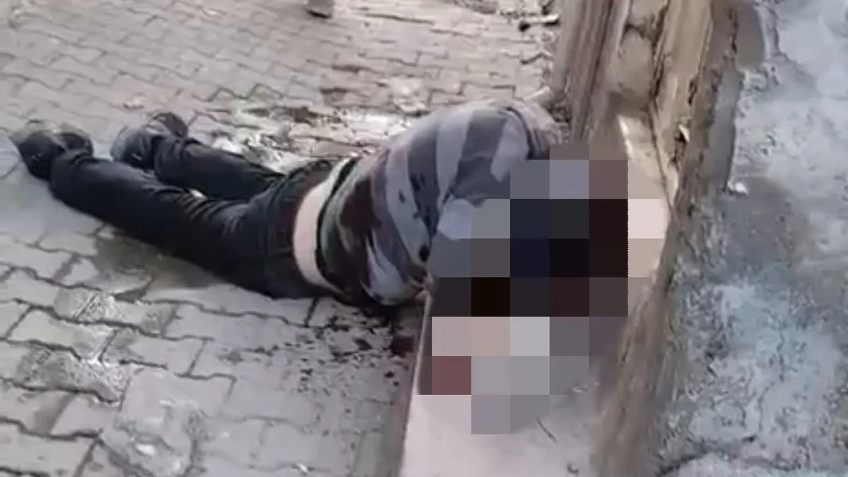 Siirt’te bayram sabahı şüpheli evinin önünde ölü bulundu