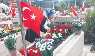 Sevdalarını kalplerine gömdüler