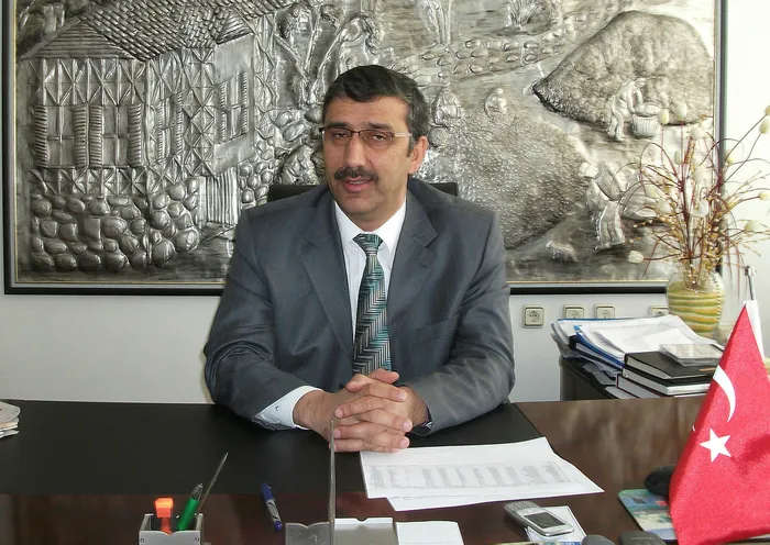 lütfi bayraktar ile ilgili görsel sonucu