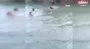 Adana’da can pazarı! Otomobil sulama kanalına uçtu: 6 kişi vatandaşlar tarafından kurtarıldı | Video