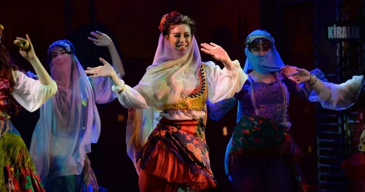 Trabzon’da 22. Uluslararası Karadeniz Tiyatro Festivali başladı