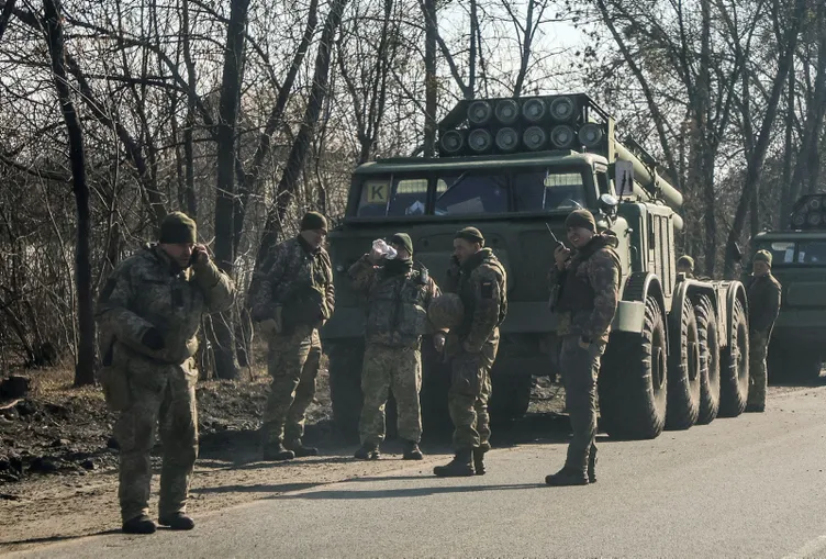 SON DAKİKA: RUSYA UKRAYNA SAVAŞI dehşete düşürüyor! Kiev bombalanıyor! Harkov kuşatıldı! NATO, Ukrayna ve Rusya'dan flaş açıklamalar