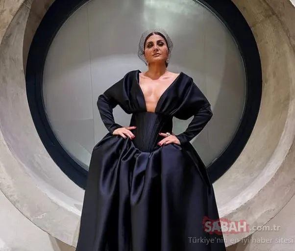 Yılların esmeri sarışın oldu! Sibel Can’ın imajı herkesi şaşırttı!