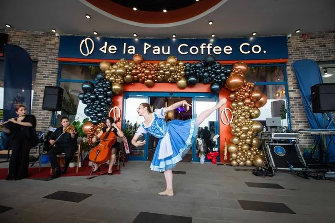 Kahve ve Servis Robotları