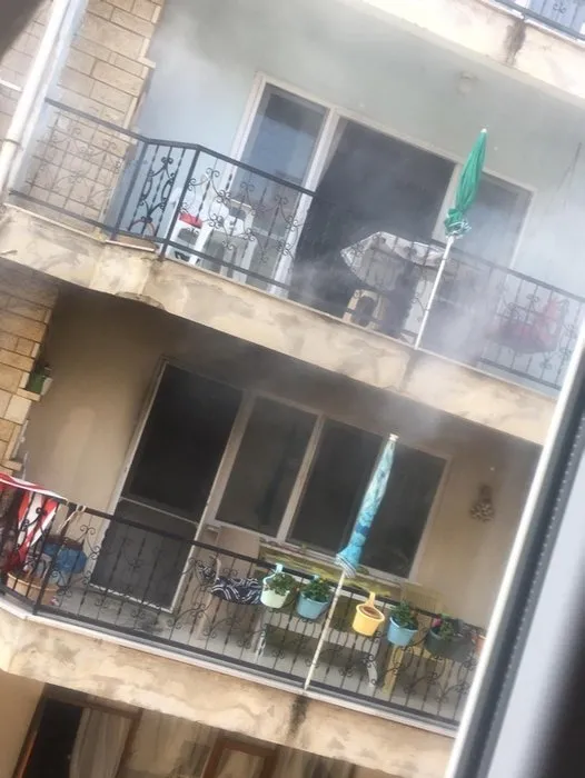 Bursa’da bir kadın oturduğu evi ateşe verdi