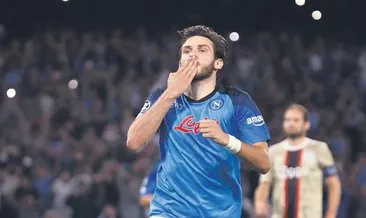 Maradona’nın ruhu Napoli’ye döndü!