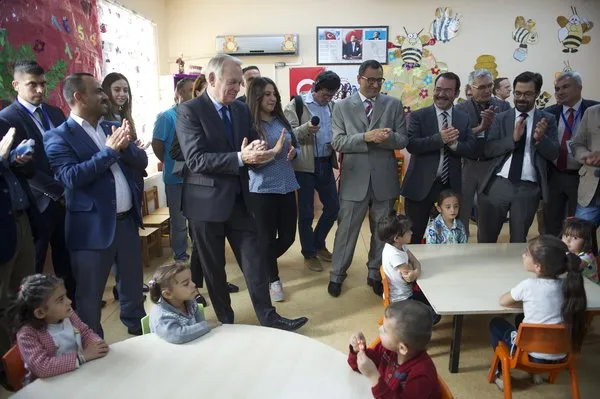 Fransa Dışişleri Bakanı Ayrault Gaziantep'te