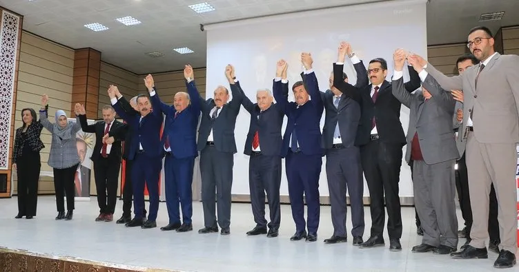 Cumhur İttifakı Erzincan Belediye Başkan Adayı Bekir Aksun, proje tanıtım toplantısı yaptı