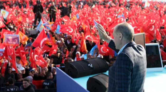 ak-partiden-hafizalara-kazinacak-25-yas-kutlamasi-300-bin-kisi-icin-en-ozel-hazirlik-iste-tarihi-organizasyonu-1786541386549.png