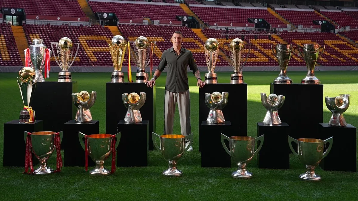 Galatasaray’dan Muslera’ya teşekkür paylaşımı! “Kalbin hep bizimle olsun…” Galatasaray’dan Muslera’ya teşekkür paylaşımı! “Kalbin hep bizimle olsun…”