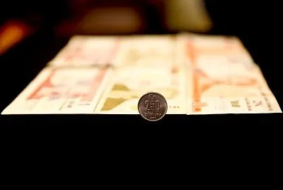 'TL'ye itibar mührü'nün üstünden 14 yıl geçti