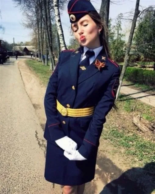 Rus kadın polisler olay oldu! Dünya bu paylaşımları konuştu