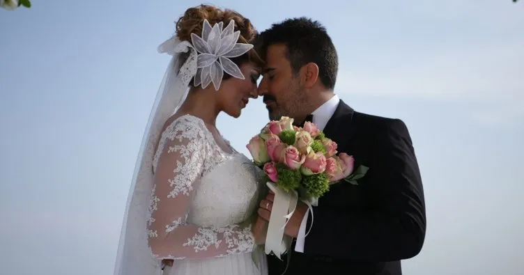 Boşanma aşamasındaki Emrah ve Sibel Erdoğan Belçika’da yakalandı! Şarkıcı Emrah ile eşi Sibel Erdoğan barıştı mı?