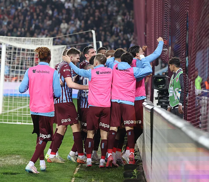 trabzonspor-turkiye-kupasinda-ust-uste-ikinic-kez-finalde-iste-trabzonspor-goztepe-maci-ozeti-1745558449026.jpeg