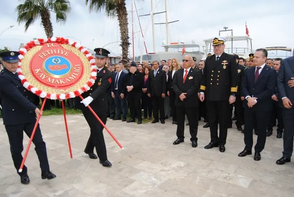 canakkale-zaferinin-111inci-yili-fethiyede-gururla-kutlandi-1773841577809.jpg