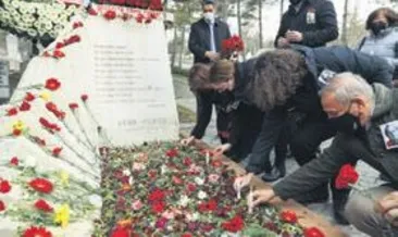 Mumcu, ölümünün 28. yılında anıldı