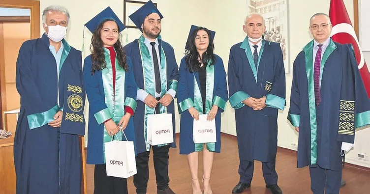 Tıp ordusuna 248 yeni mezun