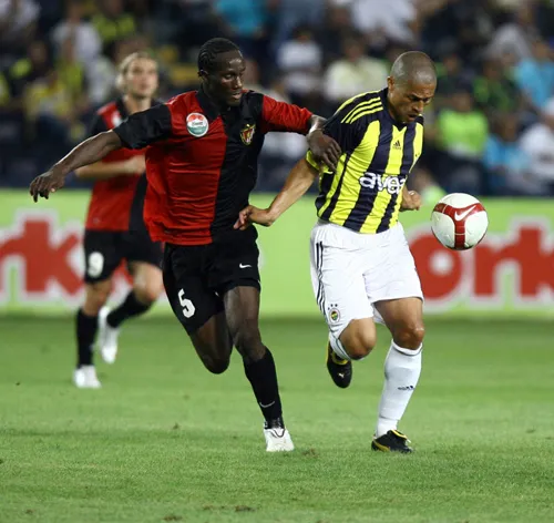 FENERBAHÇE - HONVED KARSILAŞMASI