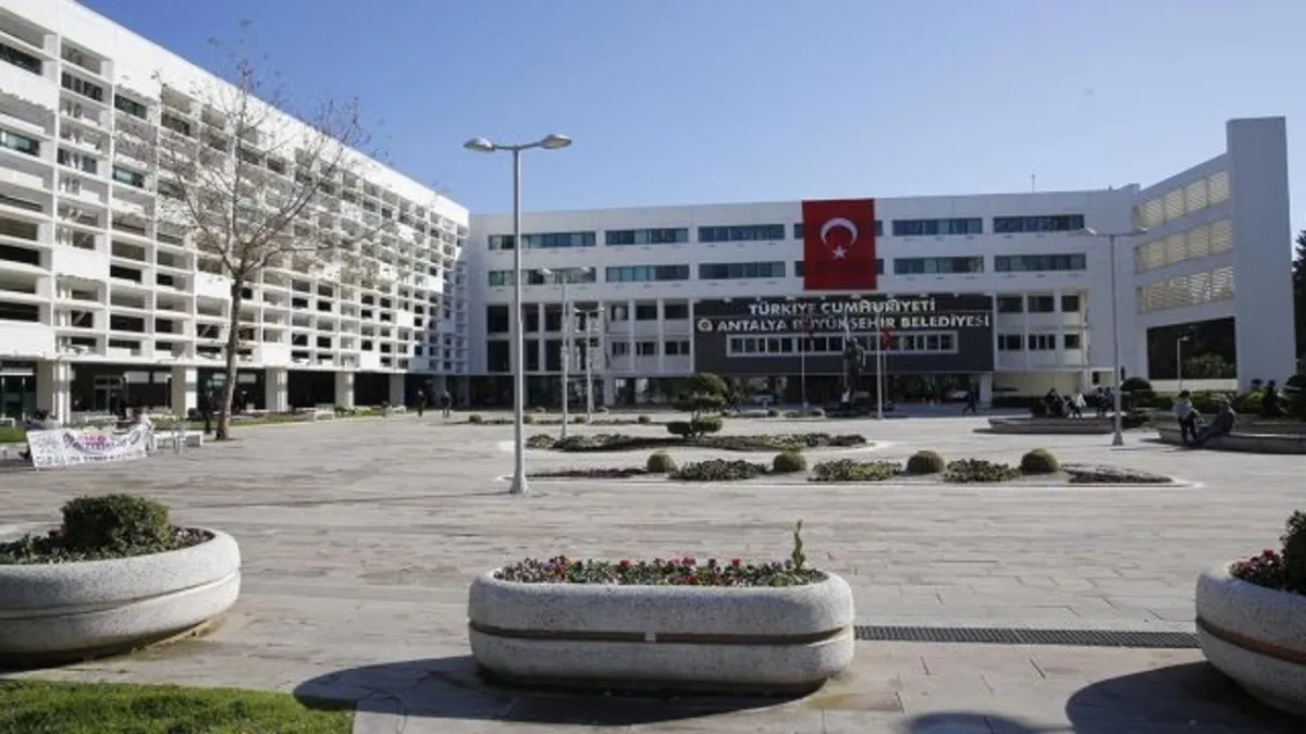 Antalya’da ANSET’e yönelik soruşturma: Adliyeye sevk edilen 27 kişiden 14’ü tutuklandı Antalya’da ANSET’e yönelik soruşturma: Adliyeye sevk edilen 27 kişiden 14’ü tutuklandı