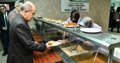 Vali Dağlı, İHL öğrencileriyle iftar yaptı