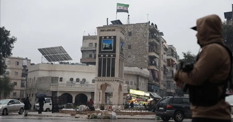 İnsani koridordan sivil geçişi başladı