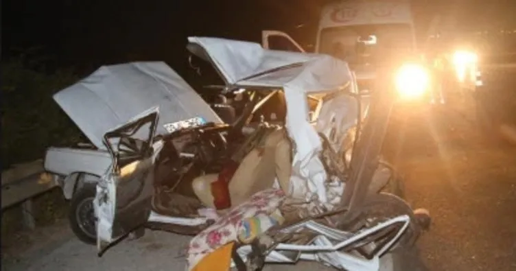 Son dakika: Adana’da tır otomobile çarptı: 1 ölü, 4 yaralı