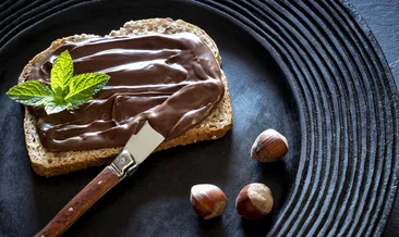 En doğalı en lezzetlisi! Ev konforunda kakaolu fındık ezmesi tarifi