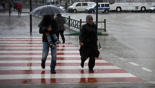 son-dakika-meteorolojiden-kritik-uyari-9-ilde-kuvvetli-saganak-ve-firtina-o-tarihlerde-semsiyesiz-cikmayin-1762323667685.jpg (704×401)