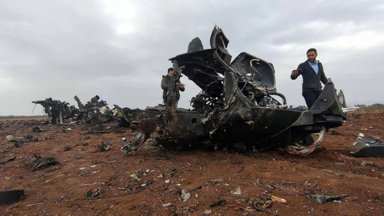 Son dakika: ABD helikopterinin enkazı görüntülendi: İdlib'deki operasyonda imha edilmişti
